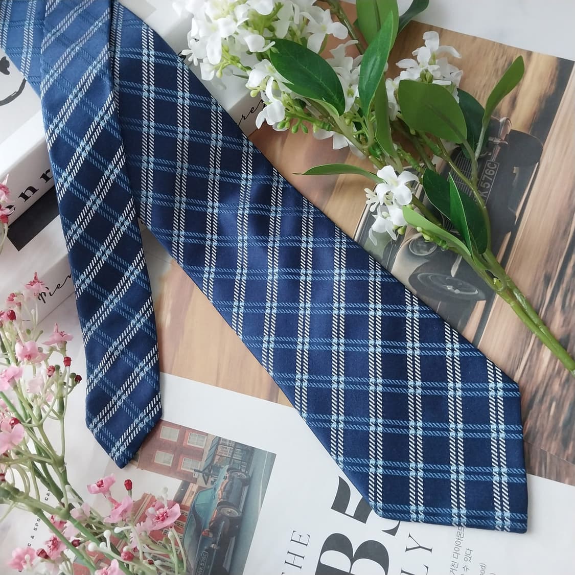 샤르베 실크 네이비 플래드 넥타이 9.2cm A+등급 K1652
 상품이미지4