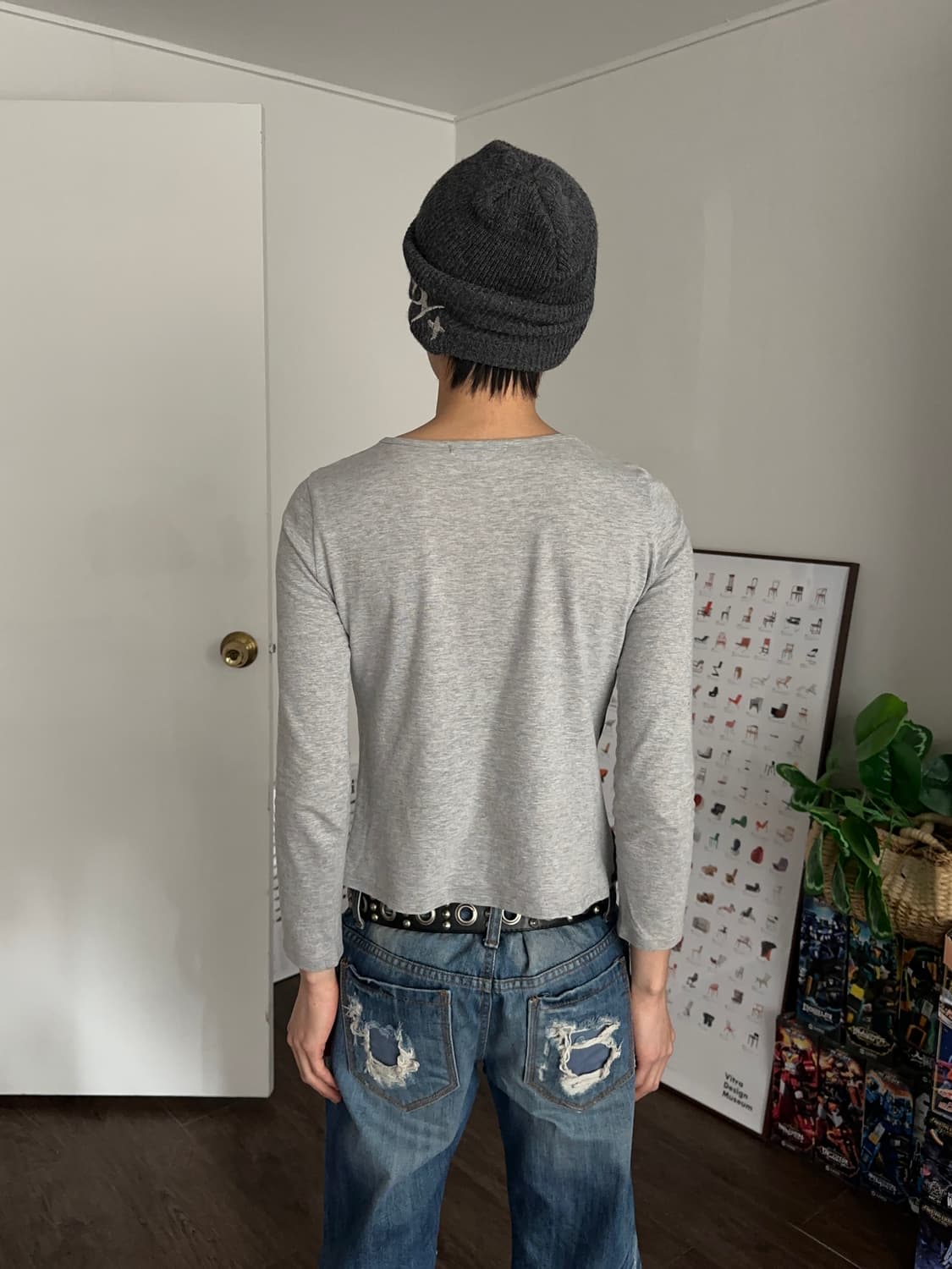 Bellus Closet 그래피티 롱 슬리브 상품이미지6