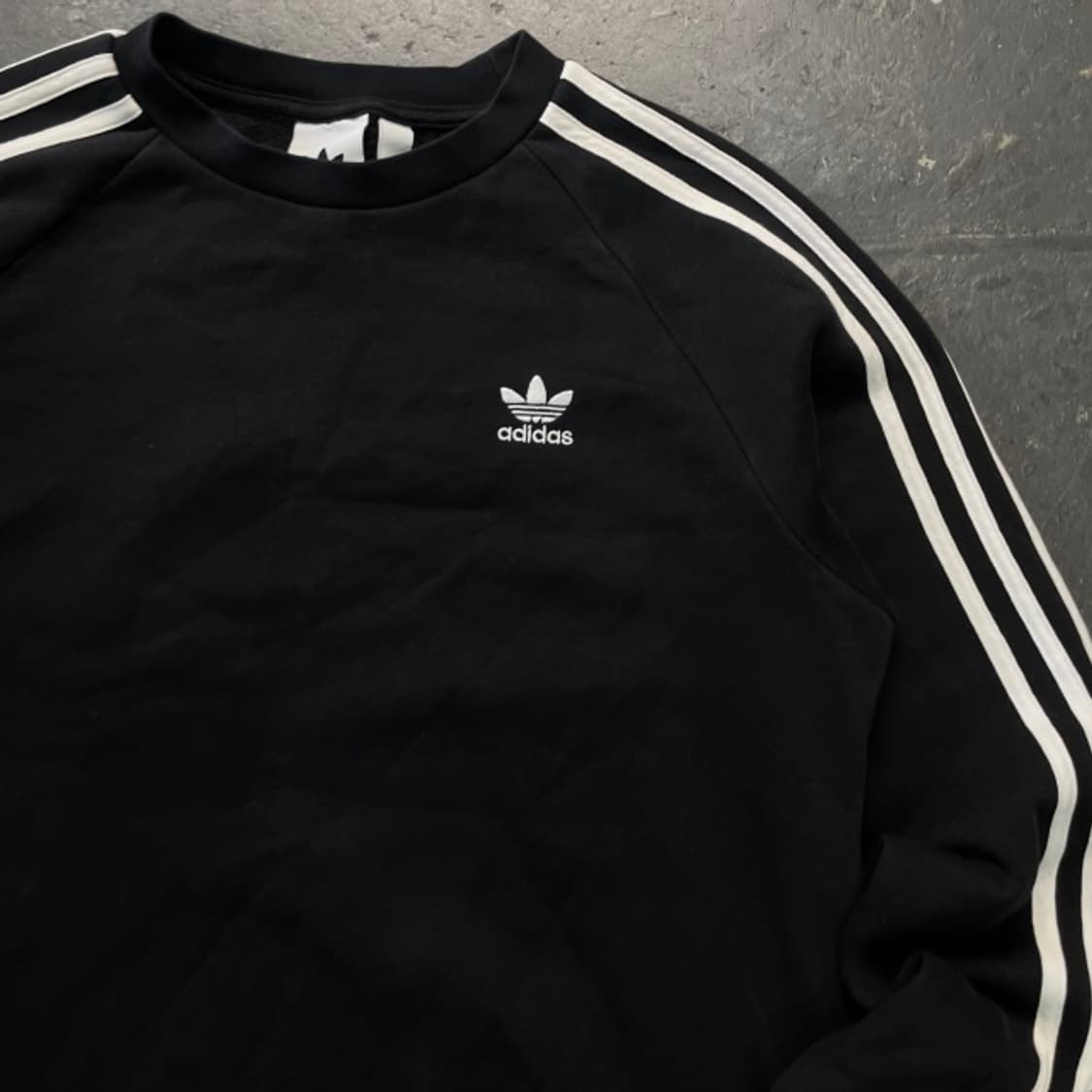 100 아디다스 삼선 맨투맨 상품이미지2