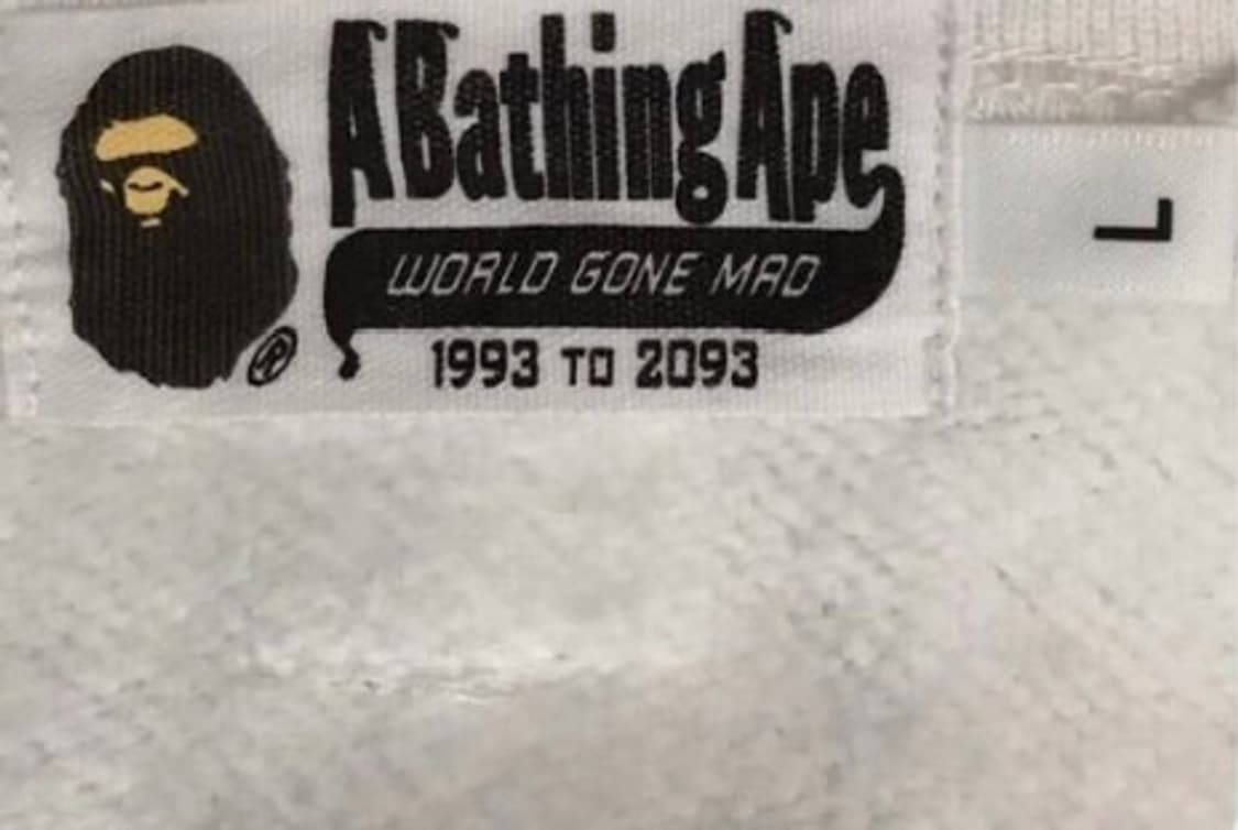 베이프 샤크후드 스페이스카모 화이트 새상품 상품이미지2