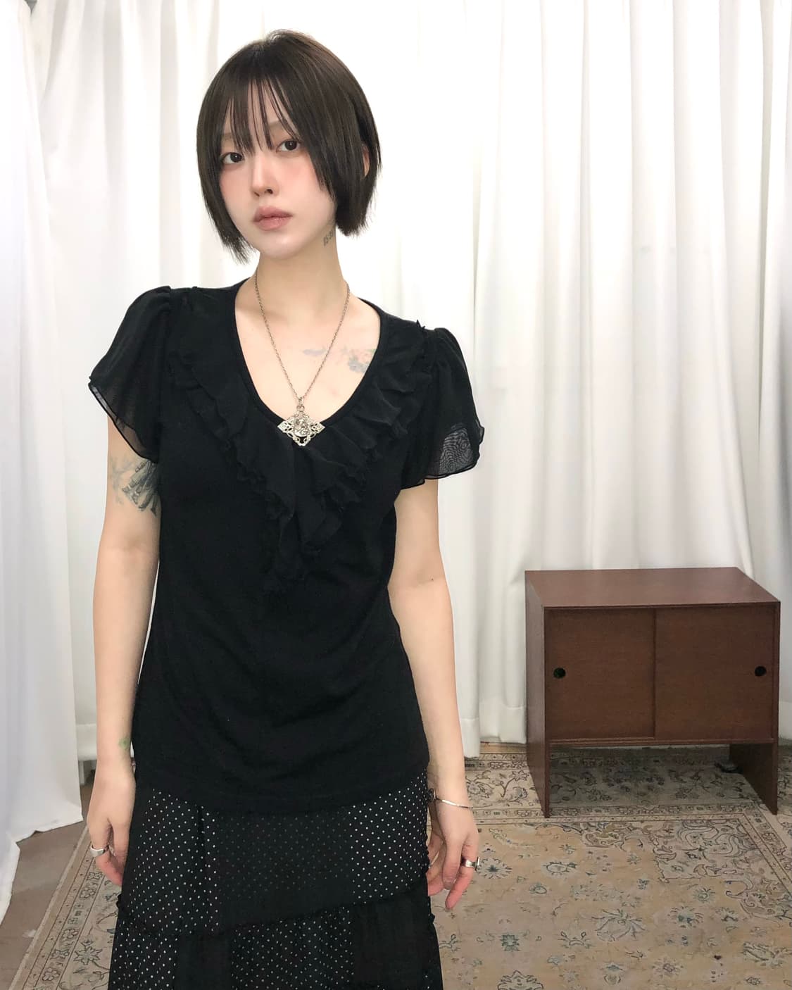 블랙 프릴 반팔 상품이미지1