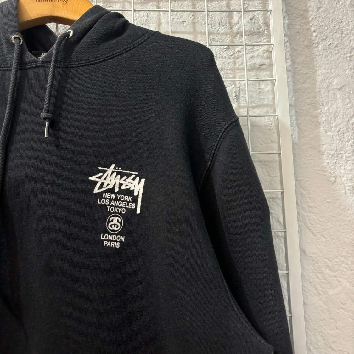 스투시 월드투어 블랙 후드티 M 상품이미지3