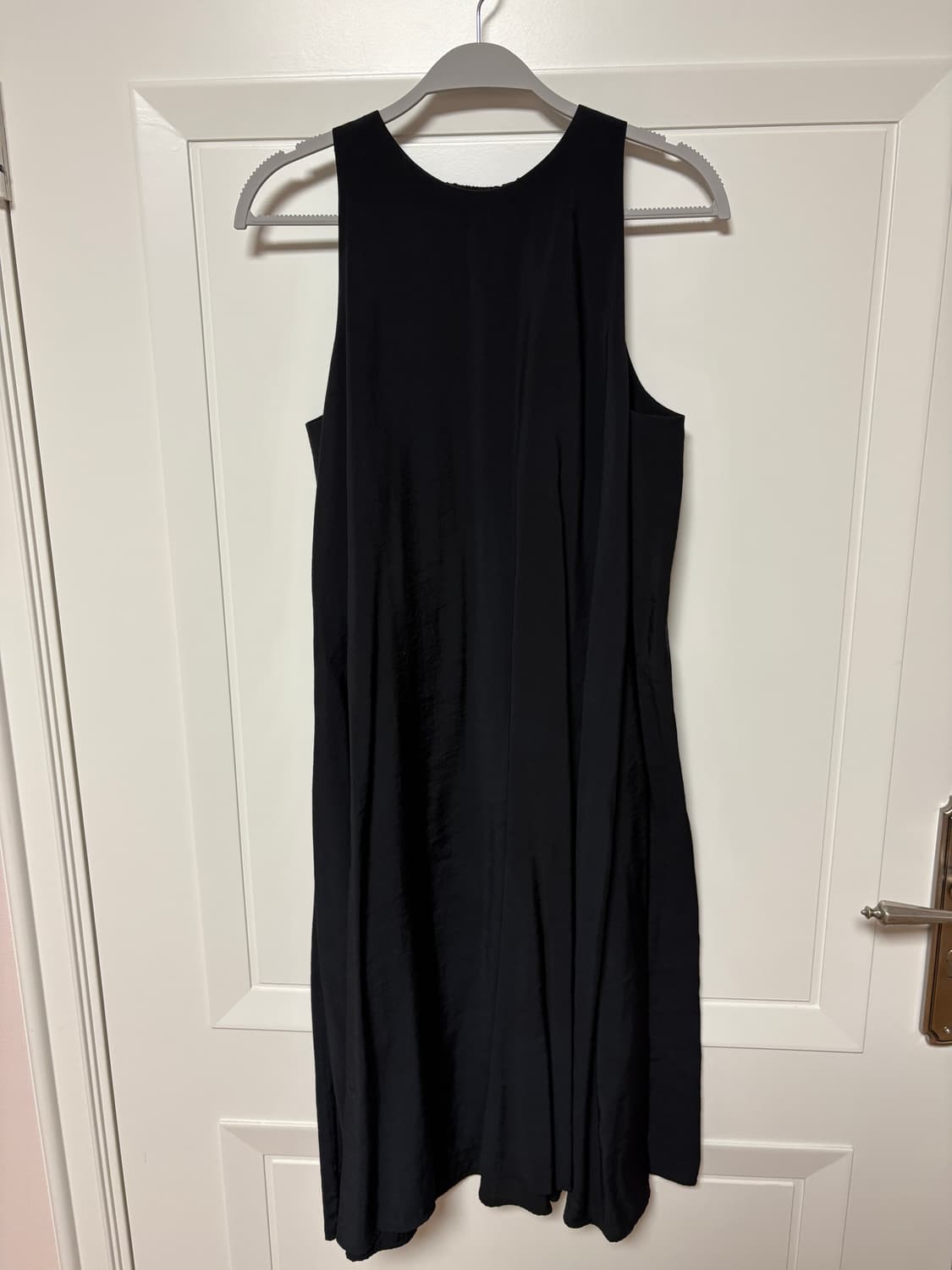 cos 레이서넥 원피스 블랙 상품이미지6