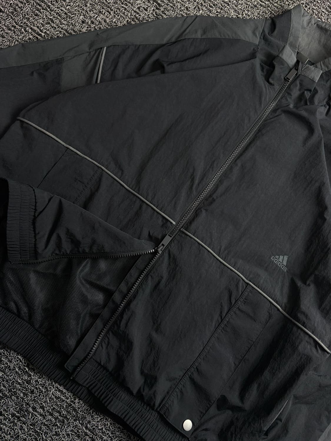 아디다스 블랙 파이핑 트랙 자켓, 팬츠 셋업 3748 상품이미지3