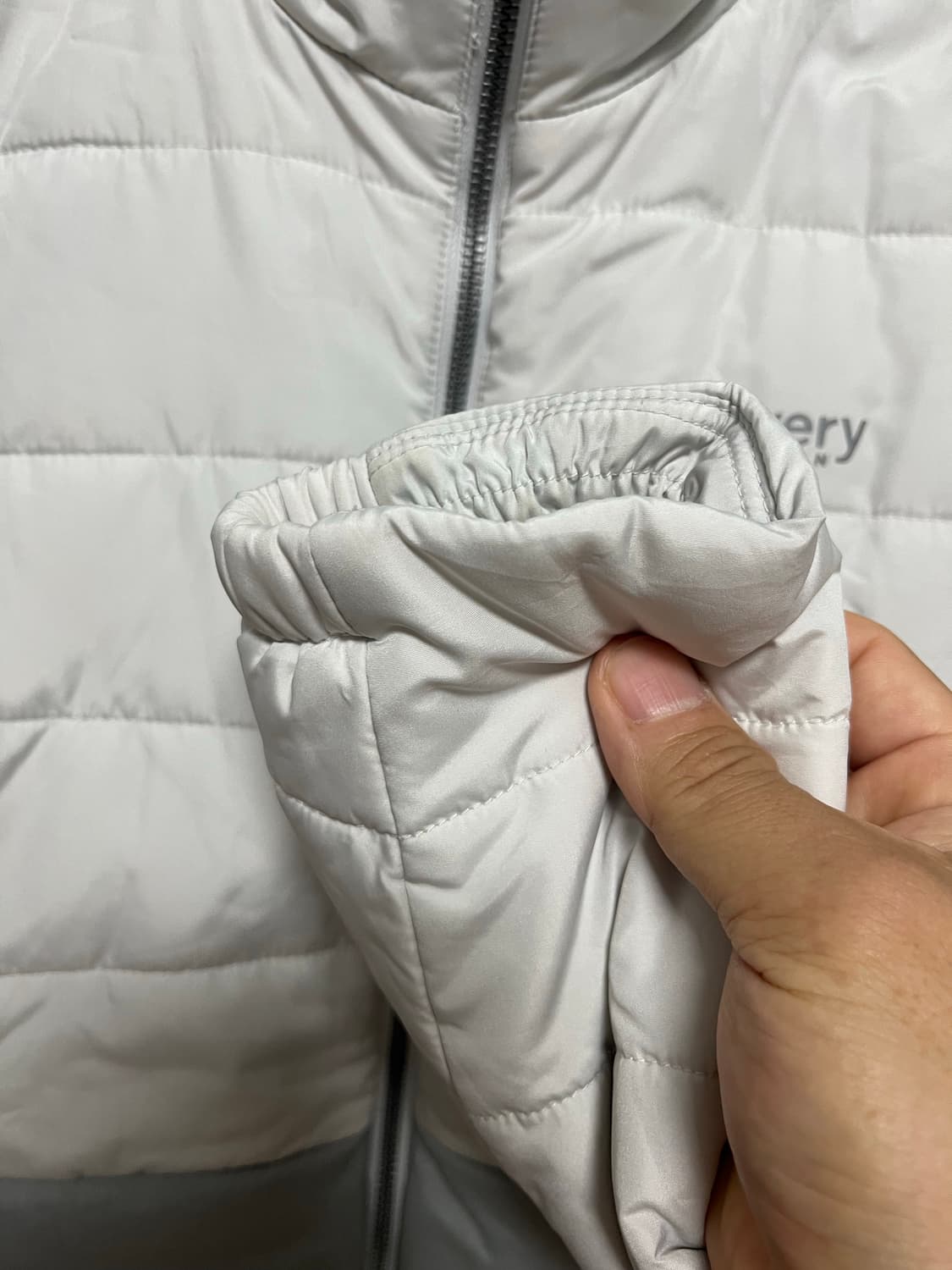 디스커버리 경량패딩 상품이미지3
