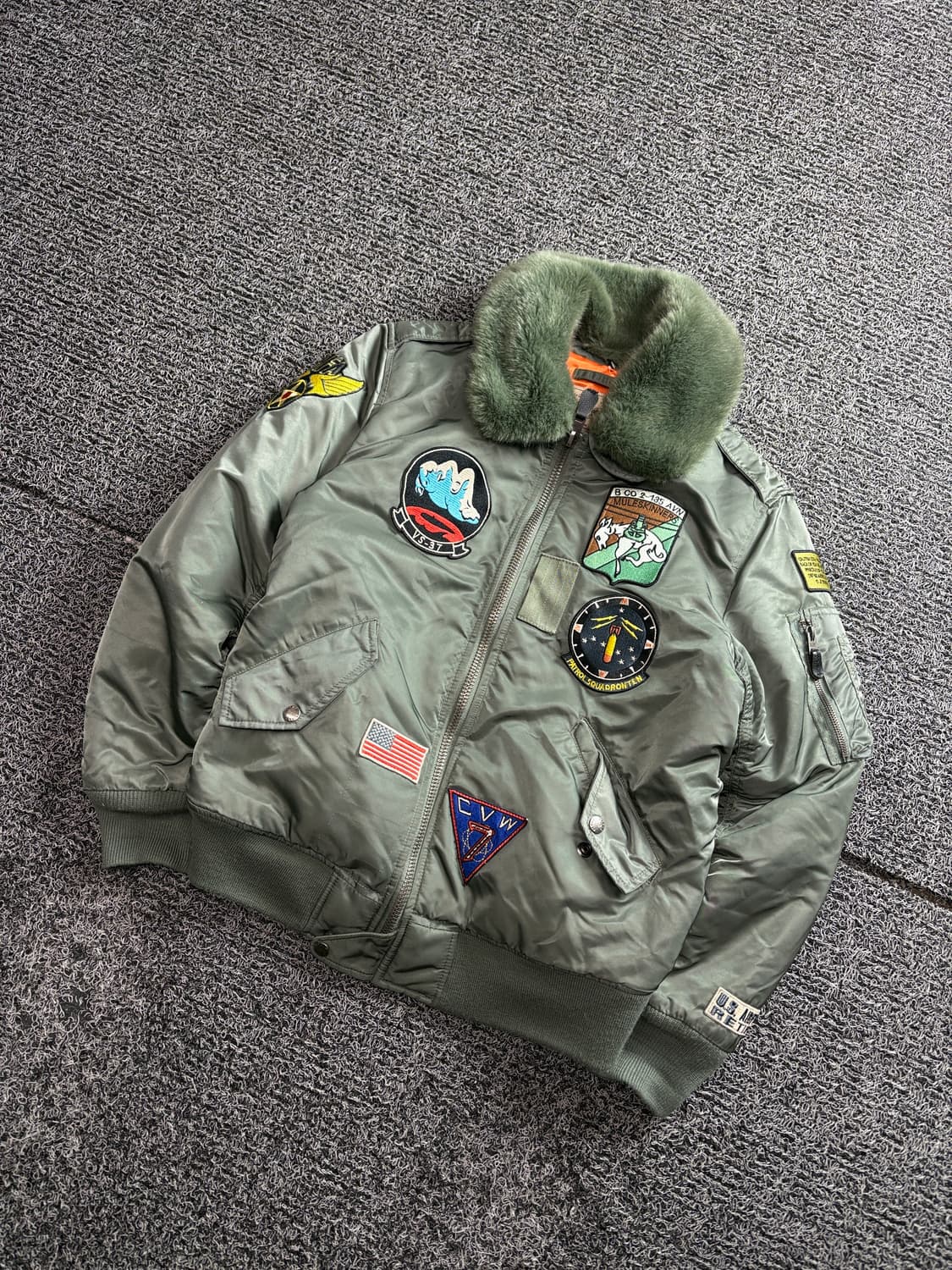 Xtonz 엑스톤즈 밀리터리 패치 퍼 MA-1 자켓 2643 상품이미지1