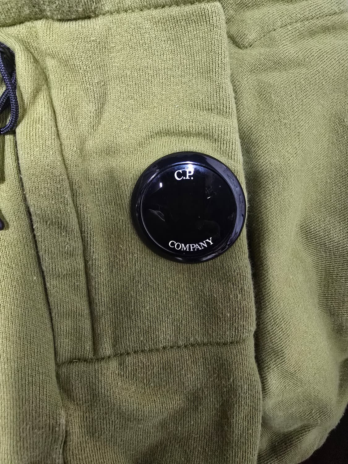 cp컴퍼니 렌즈 맨투맨 xl 상품이미지6