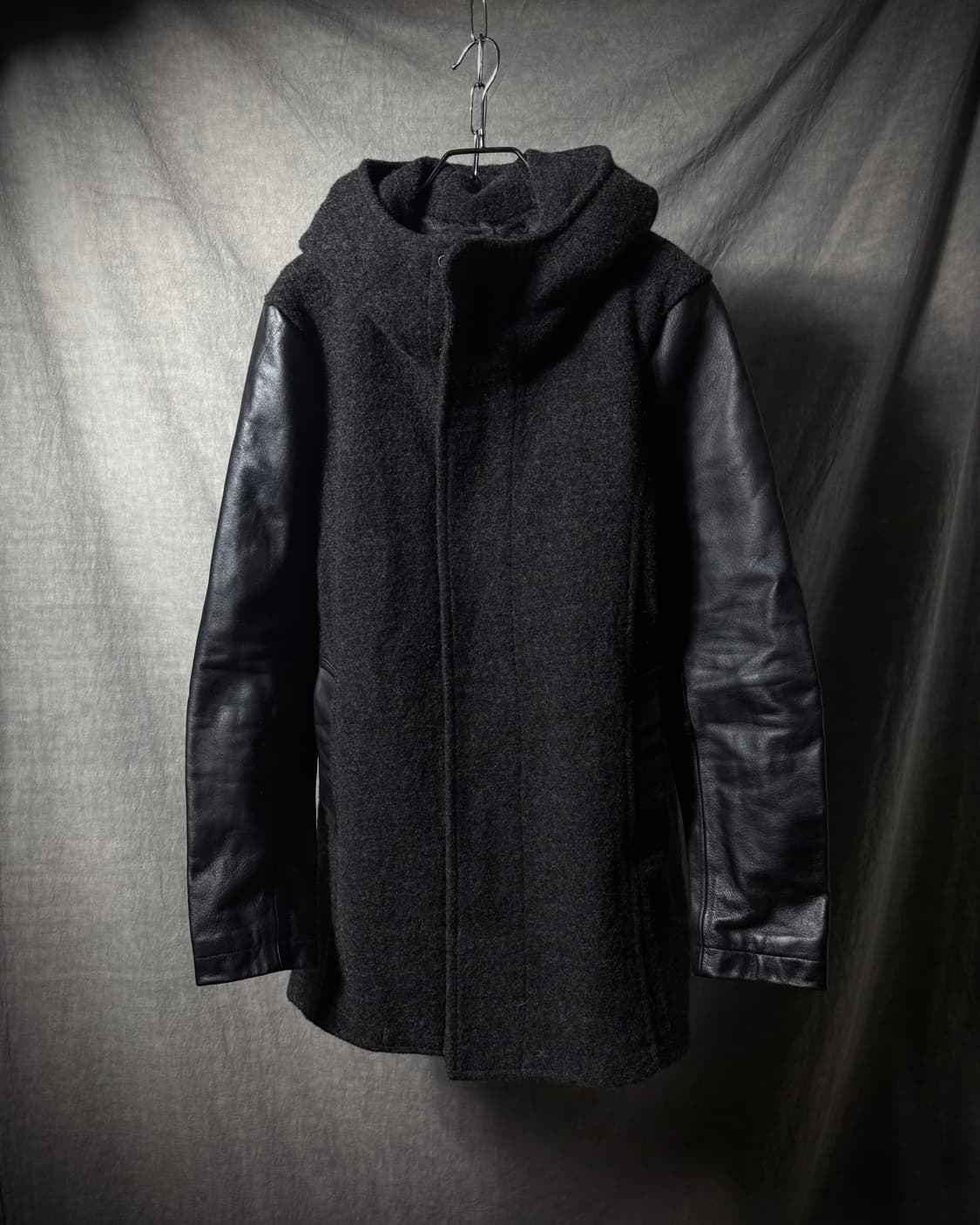NO ID Hybrid Arm Leather Hooded Coat 상품이미지2