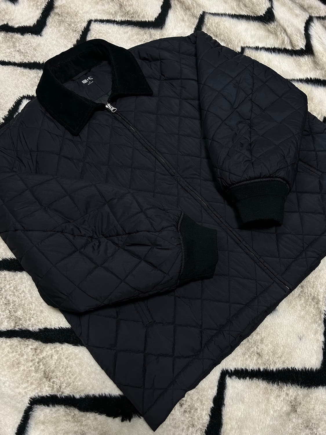 [XL]유니클로C 카라 코듀로이 퀄팅 자켓/블랙 상품이미지2