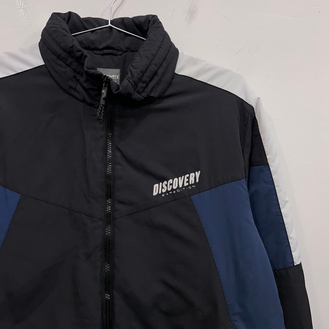 디스커버리 3M신슐레이트 배색 나일론 자켓 상품이미지1