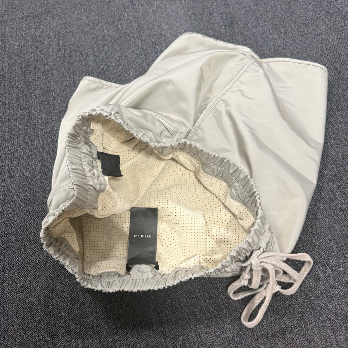 피어오브갓 7th컬렉션 나일론 그레이 쇼츠 상품이미지8