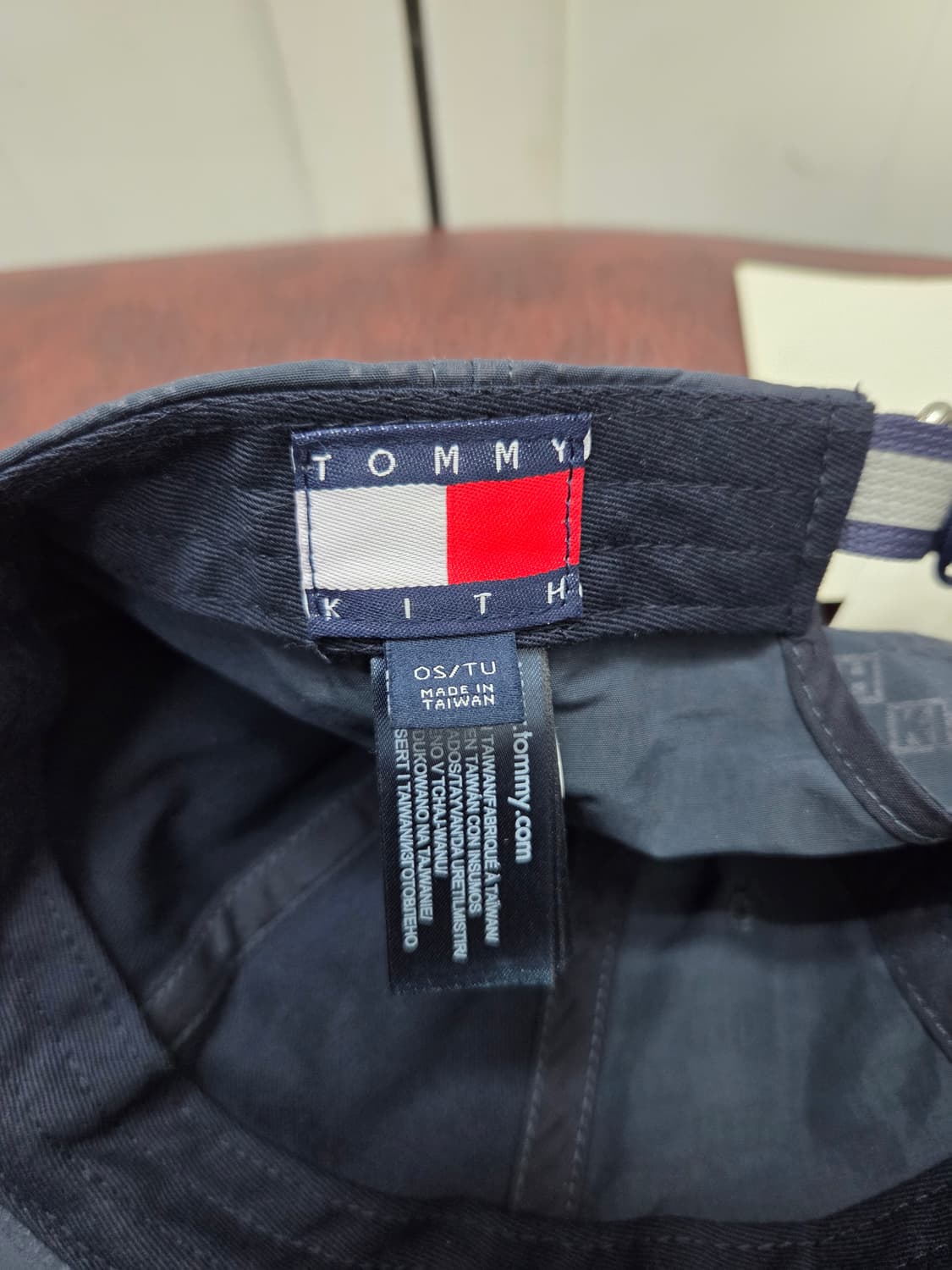 타미 키스 한정판 로고 볼캡 상품이미지8