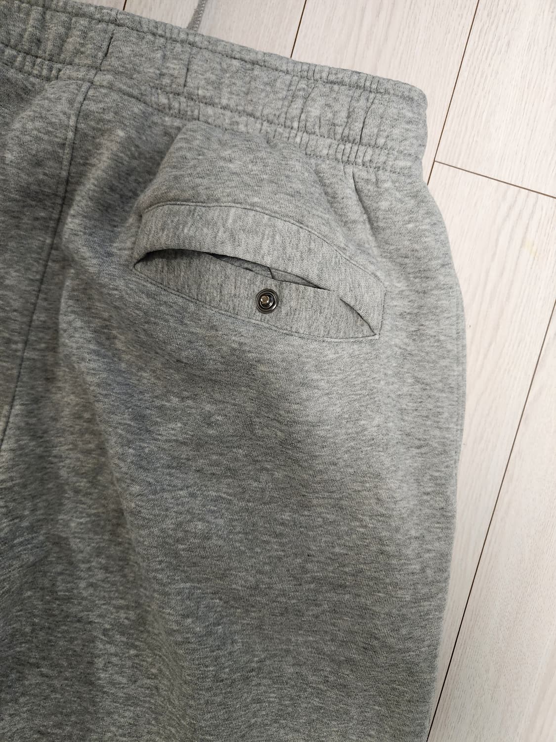 나이키 클럽 플리스 기모 트레이닝 팬츠 BV2708-063 사이즈L 상품이미지3