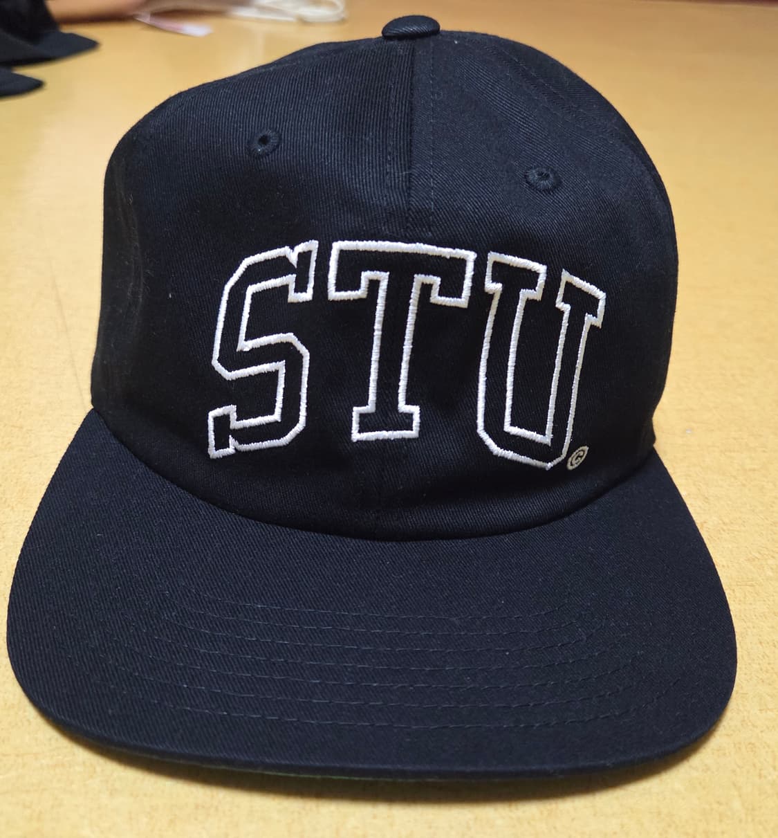 스투시 아치 스트랩백 캡 쉐도우 블랙 상품이미지2