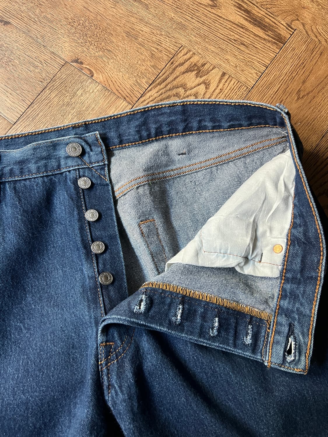 [38]리바이스 501 스트레이트핏 진청 데님 팬츠 상품이미지3