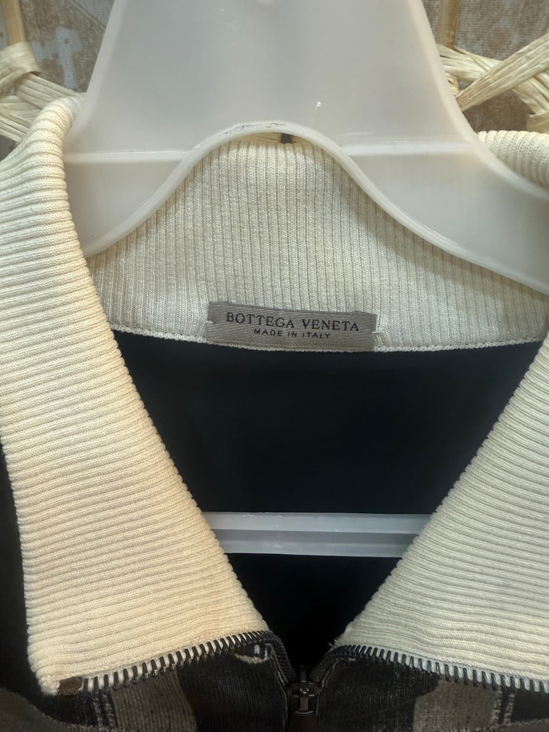 50/100-105 정품 보테카베네타 체크점퍼 팝니다 상품이미지2