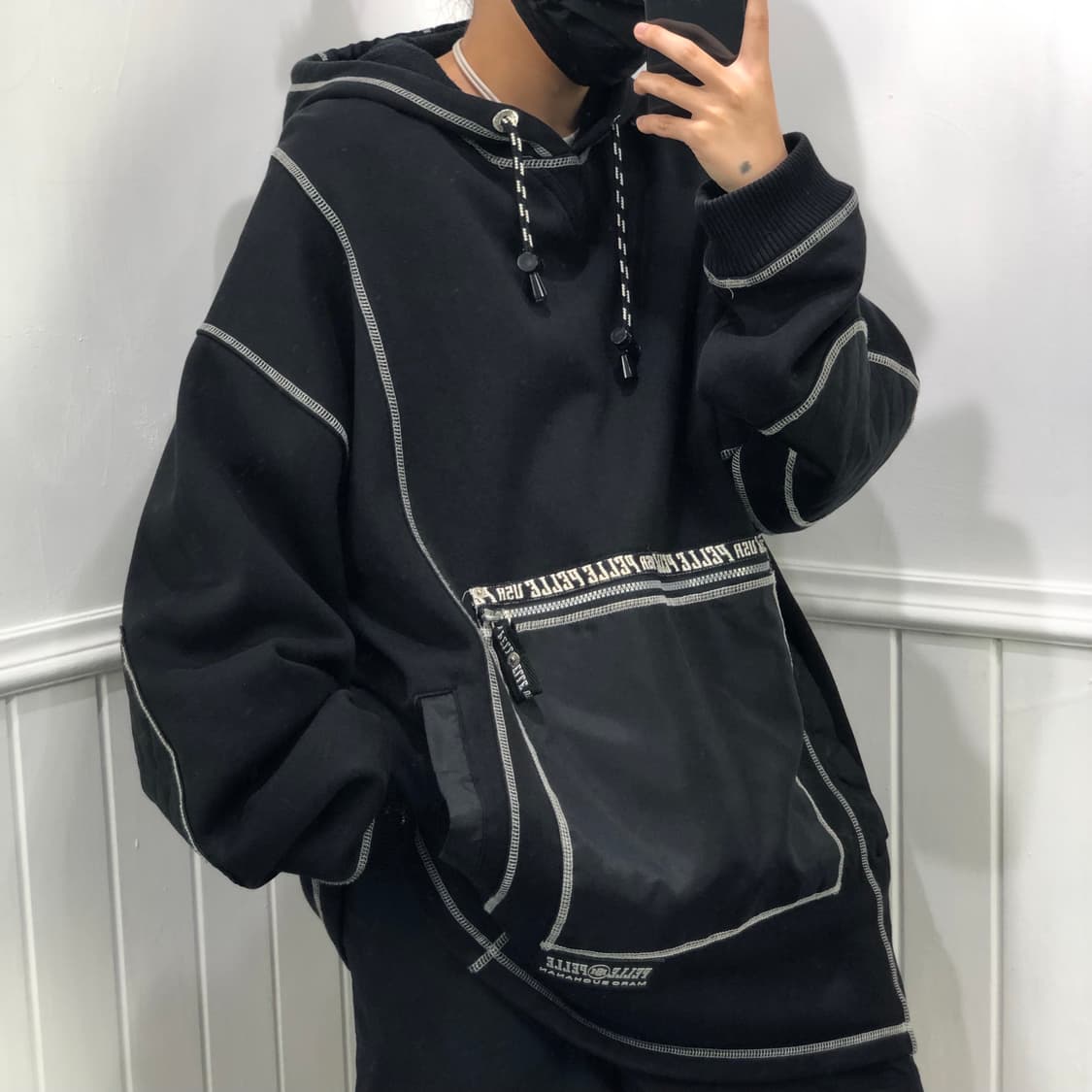 펠레펠레 블랙 스티치 빅포켓 후드티 상품이미지1