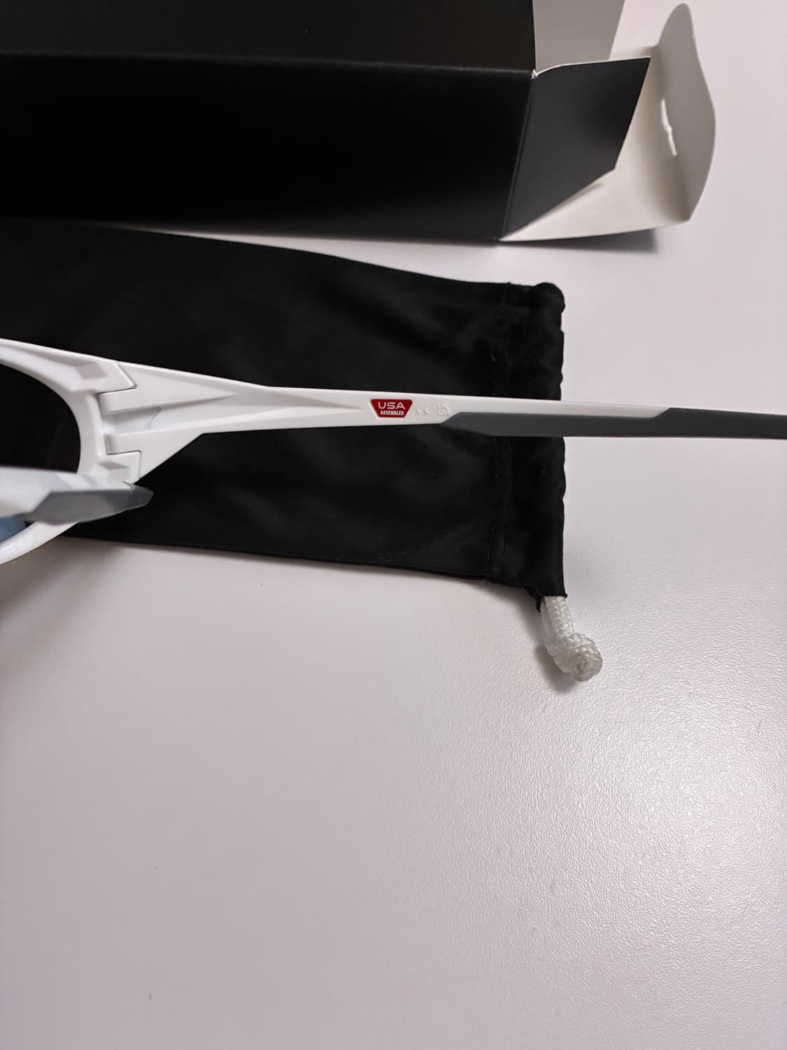 오클리 아이자켓 리덕스 화이트 상품이미지3