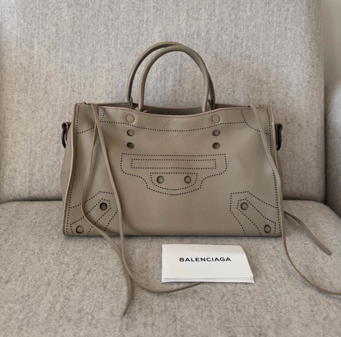 발렌시아가 모터백 스몰 상품이미지1