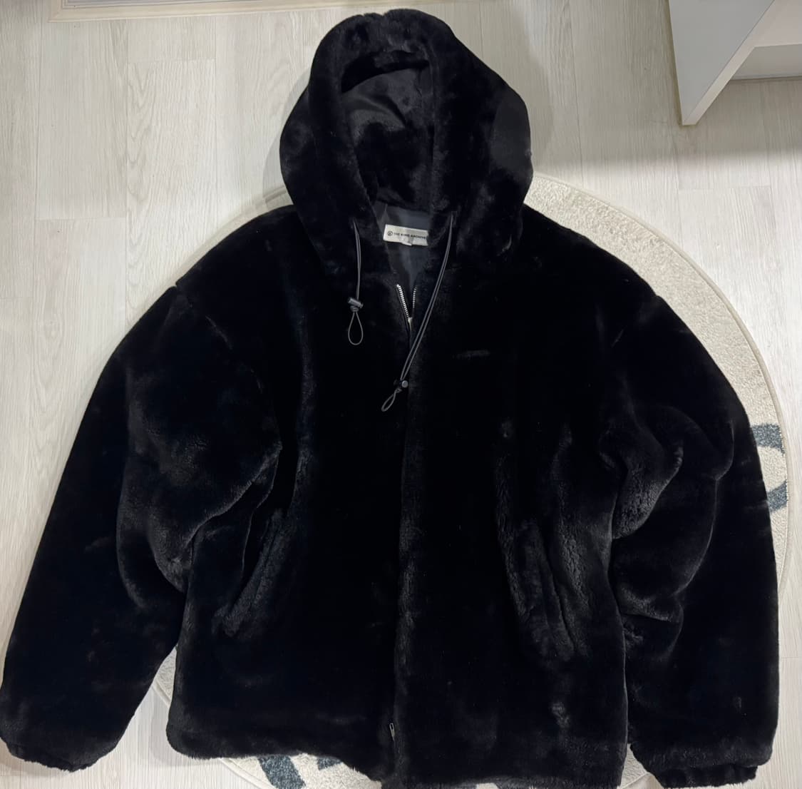 킹아카이브 퍼 자켓 상품이미지1