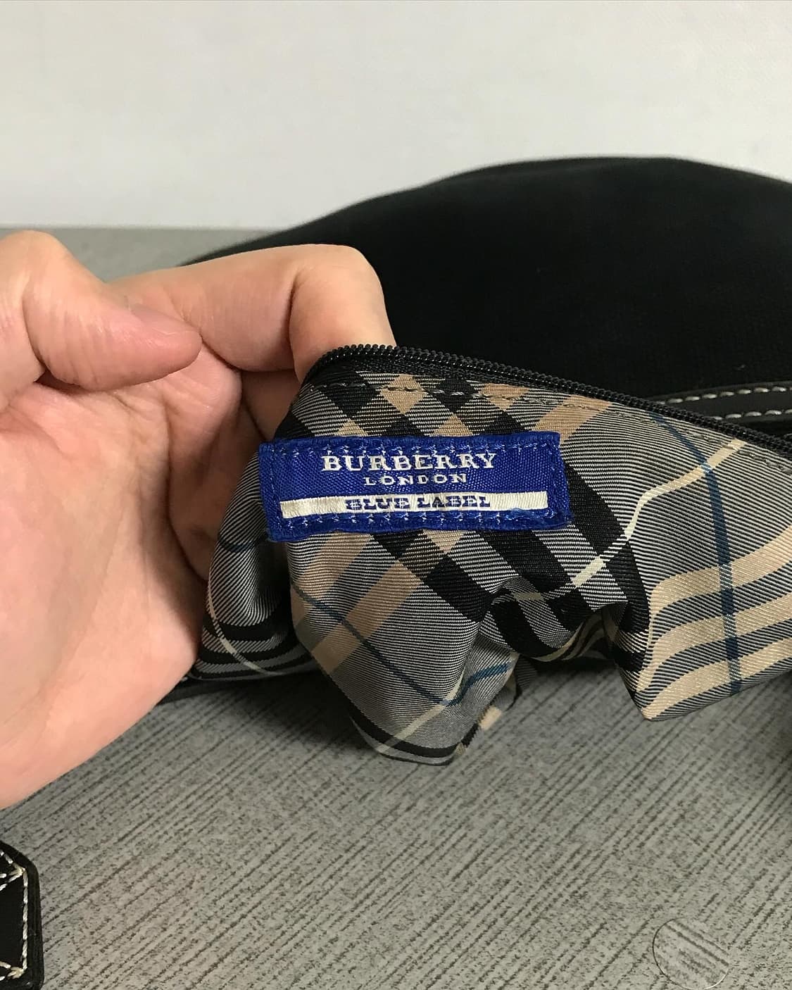 버버리 로고 크로스백 상품이미지6