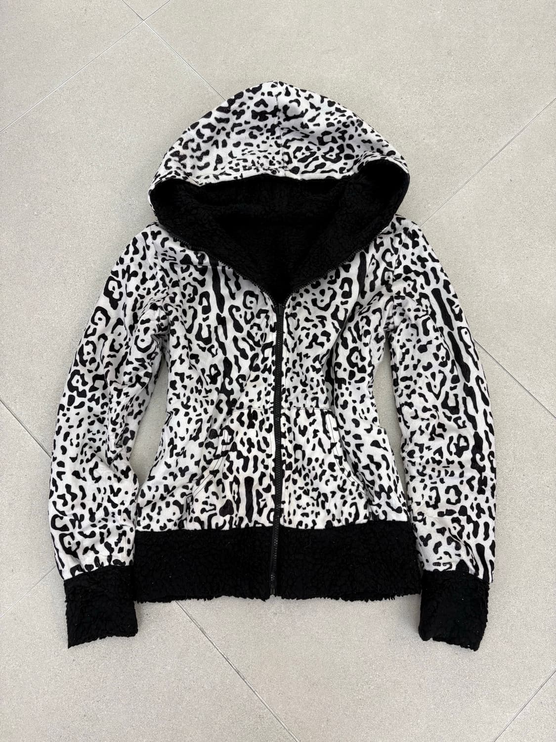 레오파드 리버시블 플리스 후드집업 상품이미지1