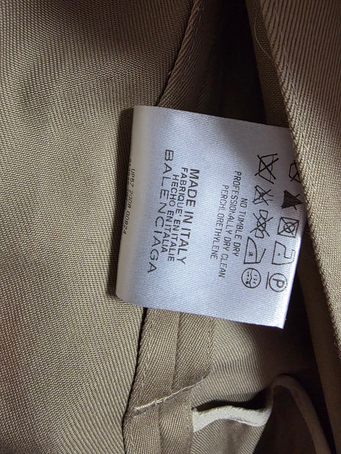 발렌시아가 트렌치코트 38 / 상태 좋음 / 오른팔 미세 하자 / 14만 상품이미지7