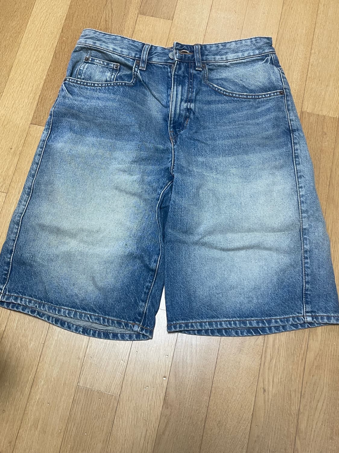 자라 버뮤다 배기 데님 상품이미지1