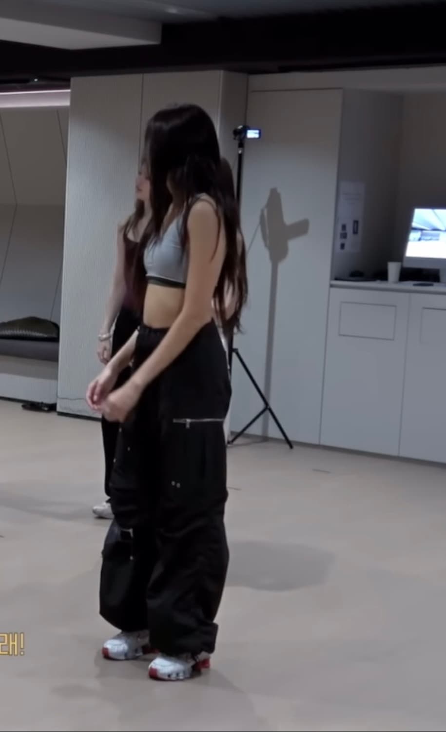 미야오 가원 닝닝 착용) 나체 PUCKERING 펌킨 카고 조거 팬츠 상품이미지3