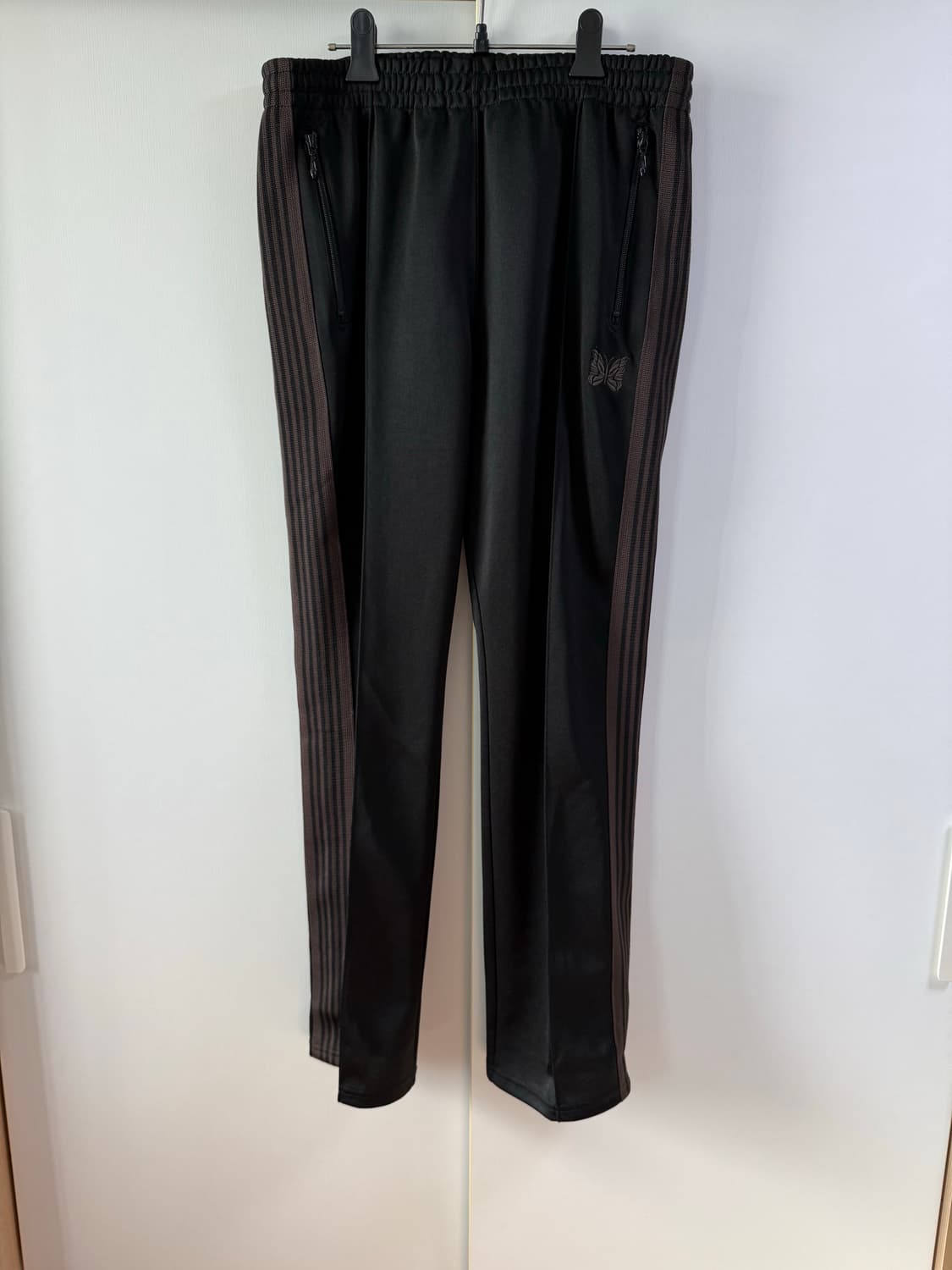Needles Narrow Track Pants Black 상품이미지2