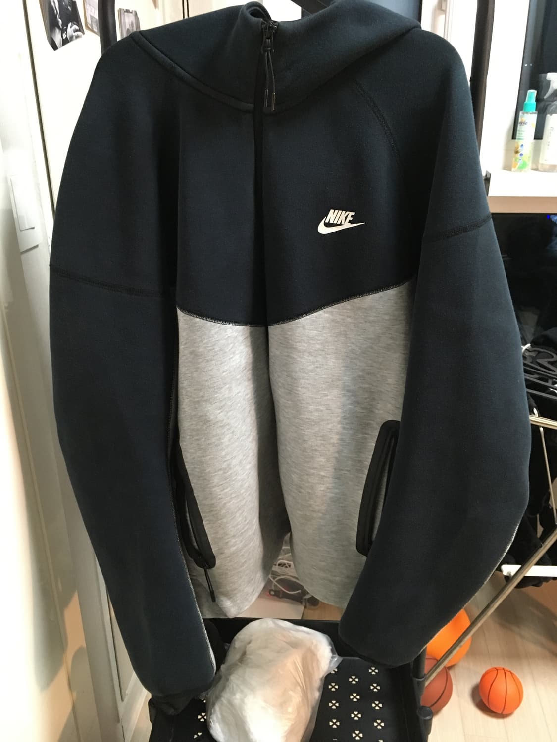 나이키 테크팩 셋업 그레이 블랙 by 센트럴씨 상품이미지2