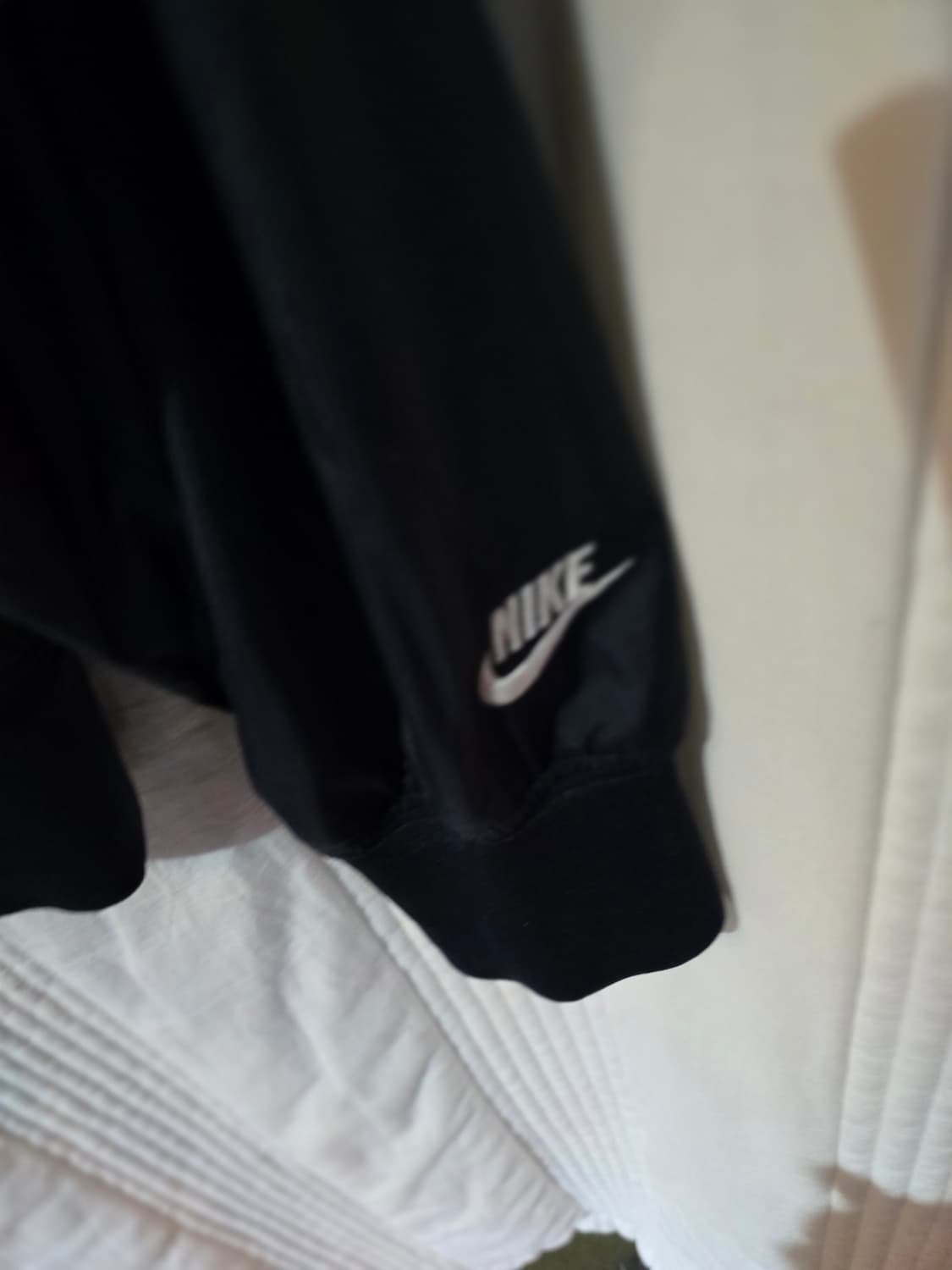 나이키 바람막이 레드/블랙 꽃 로고 상품이미지4