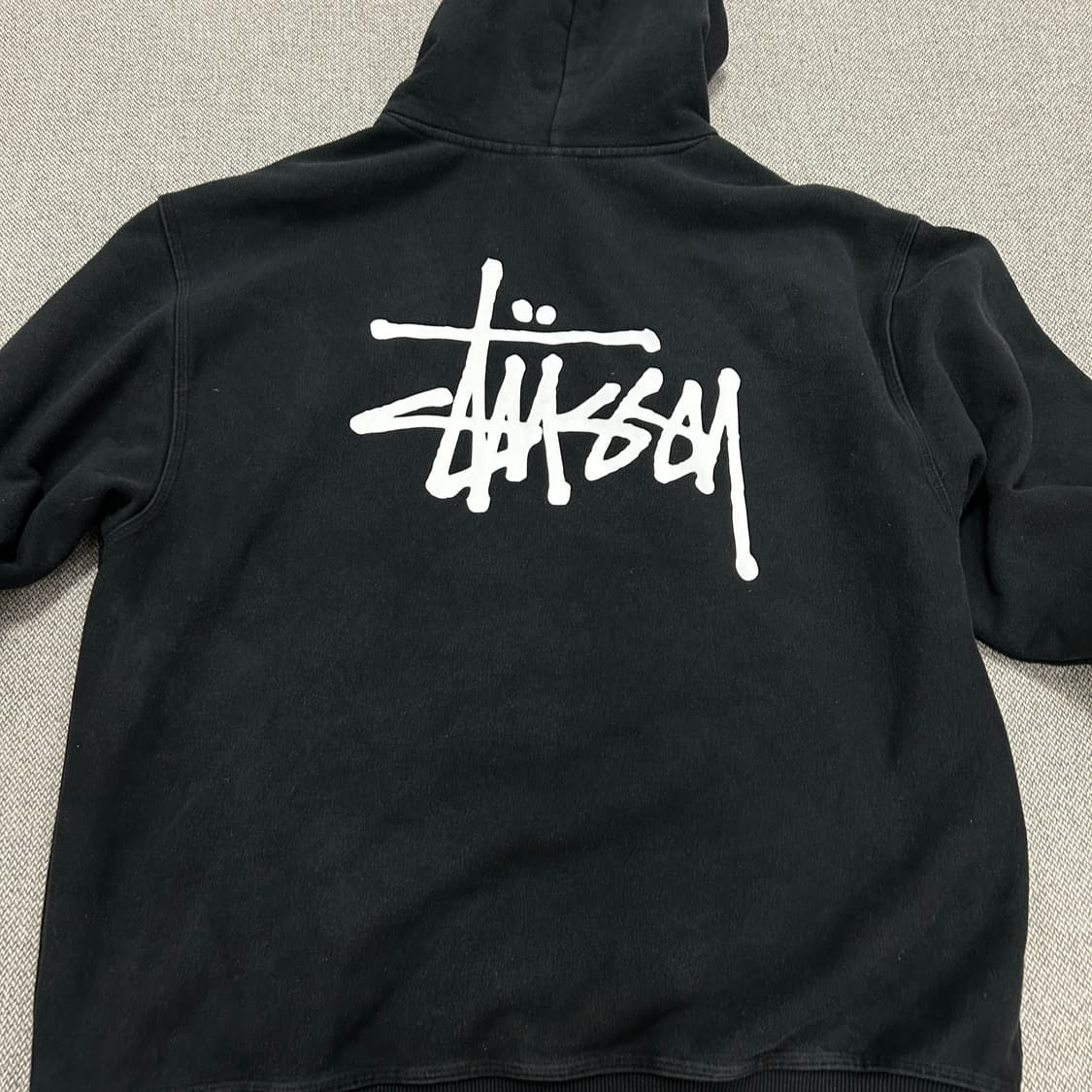 스투시 스탁로고 블랙 후드(XL) 상품이미지4