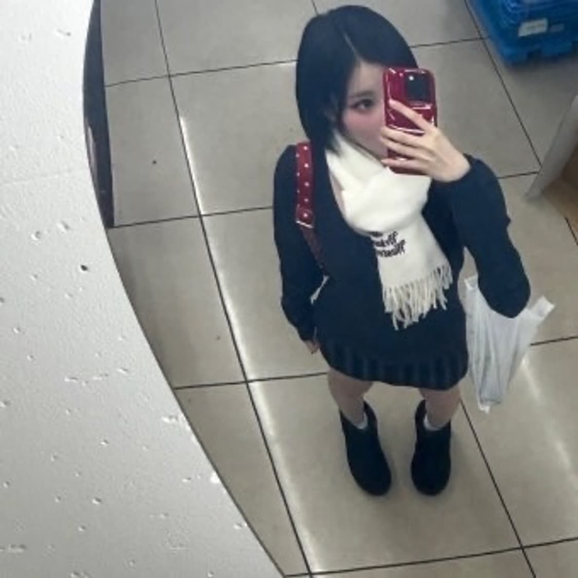 아사착용 정품 비비안웨스트우드 아이보리 머플러 상품이미지7