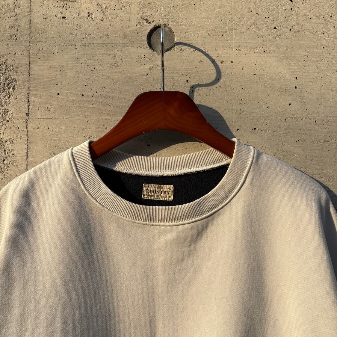 캐피탈 투톤 빅 플리스 스웻셔츠 키나리 블랙 상품이미지7