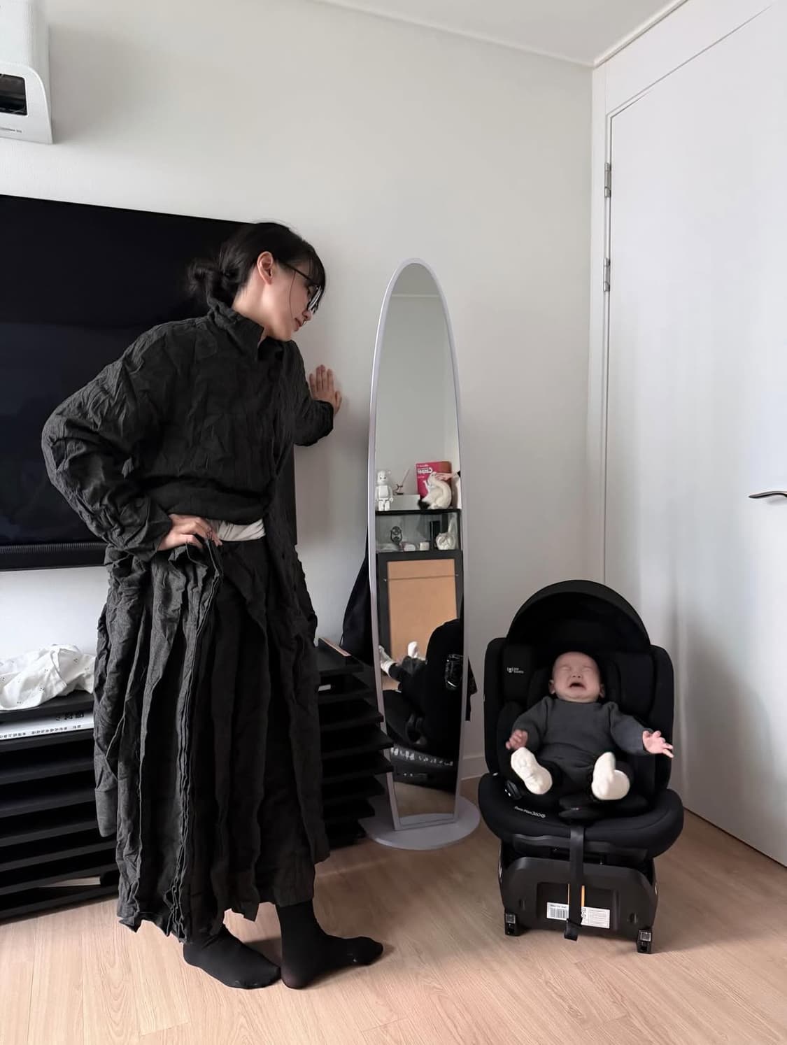 에옹쓰 Paper Wool Offbeat Pleats Skirt  상품이미지2