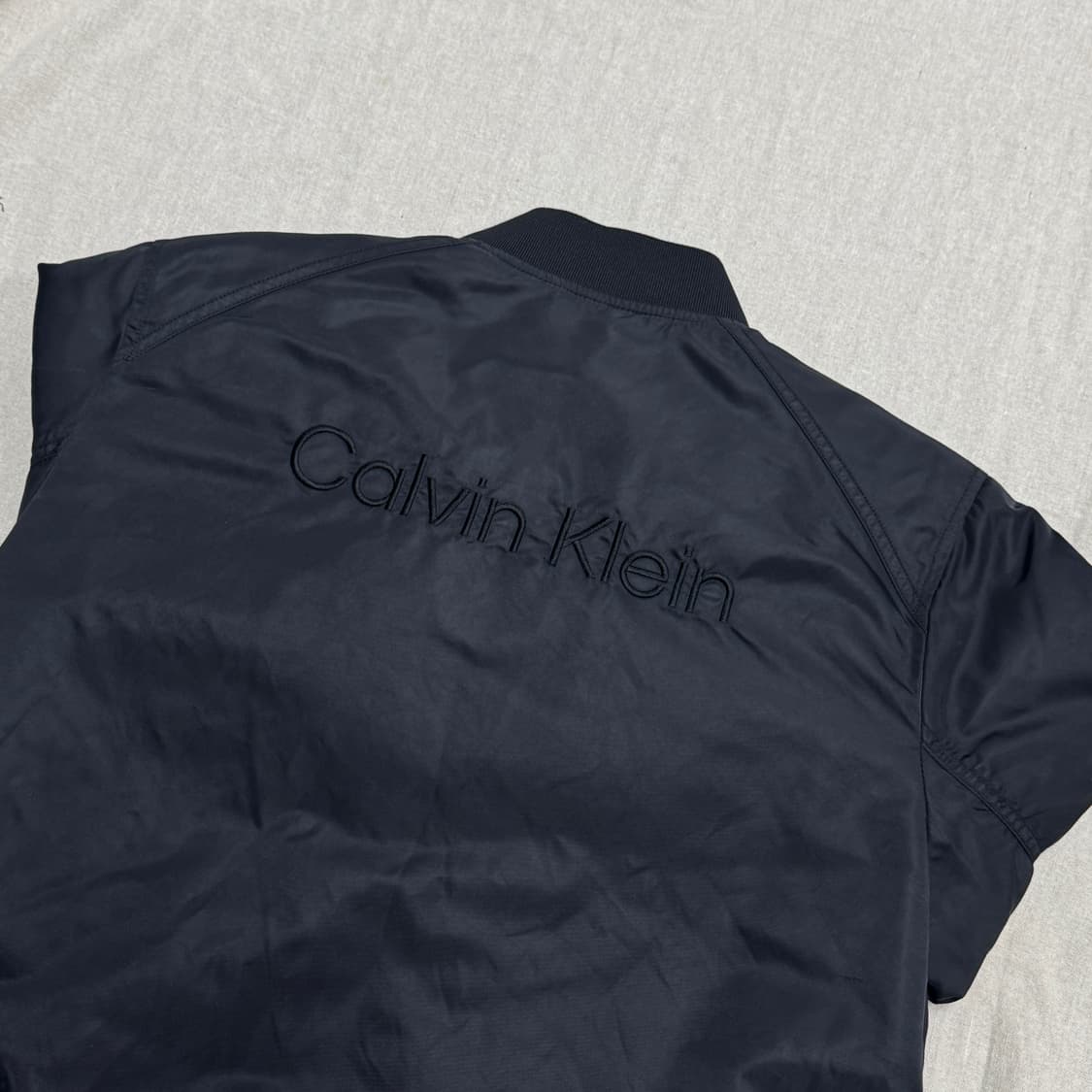 캘빈클라인 퍼포먼스 백자수 항공점퍼 L 상품이미지4