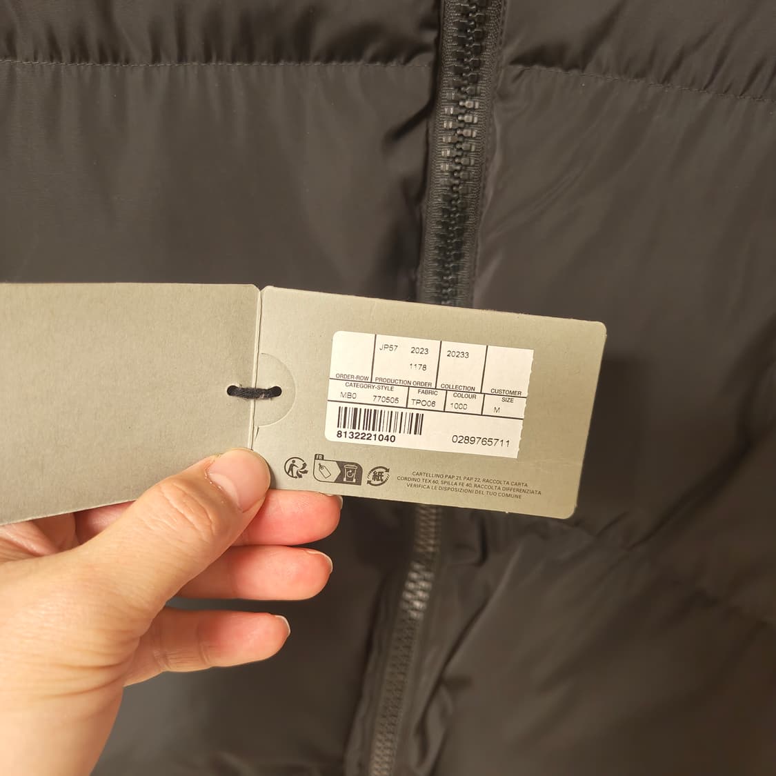 발렌시아가 유니티 스포츠 아이콘 패딩 M 상품이미지6