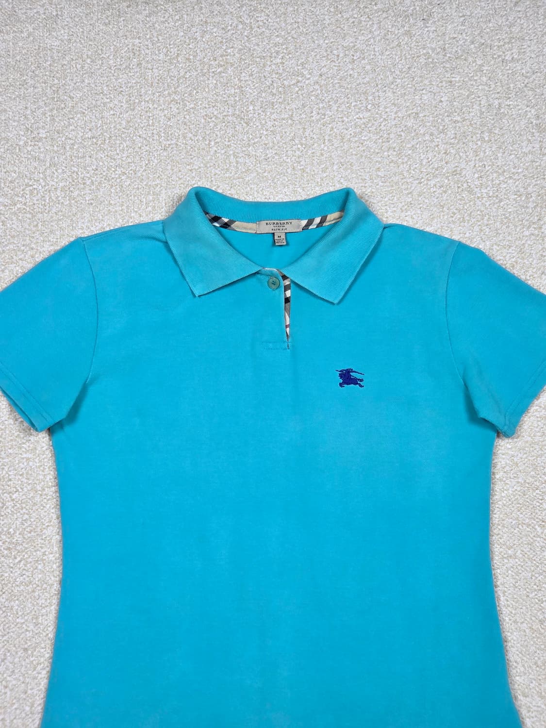 [버버리] 런던 슬림핏 기사 자수 피케 반팔 폴로 셔츠 | S00133 상품이미지2