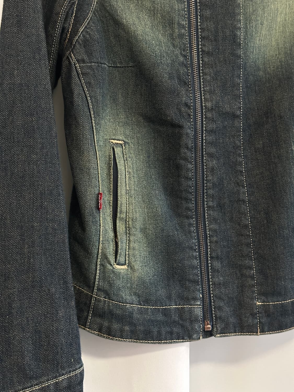 리바이스 엔지니어드 자켓 85사이즈 상품이미지3