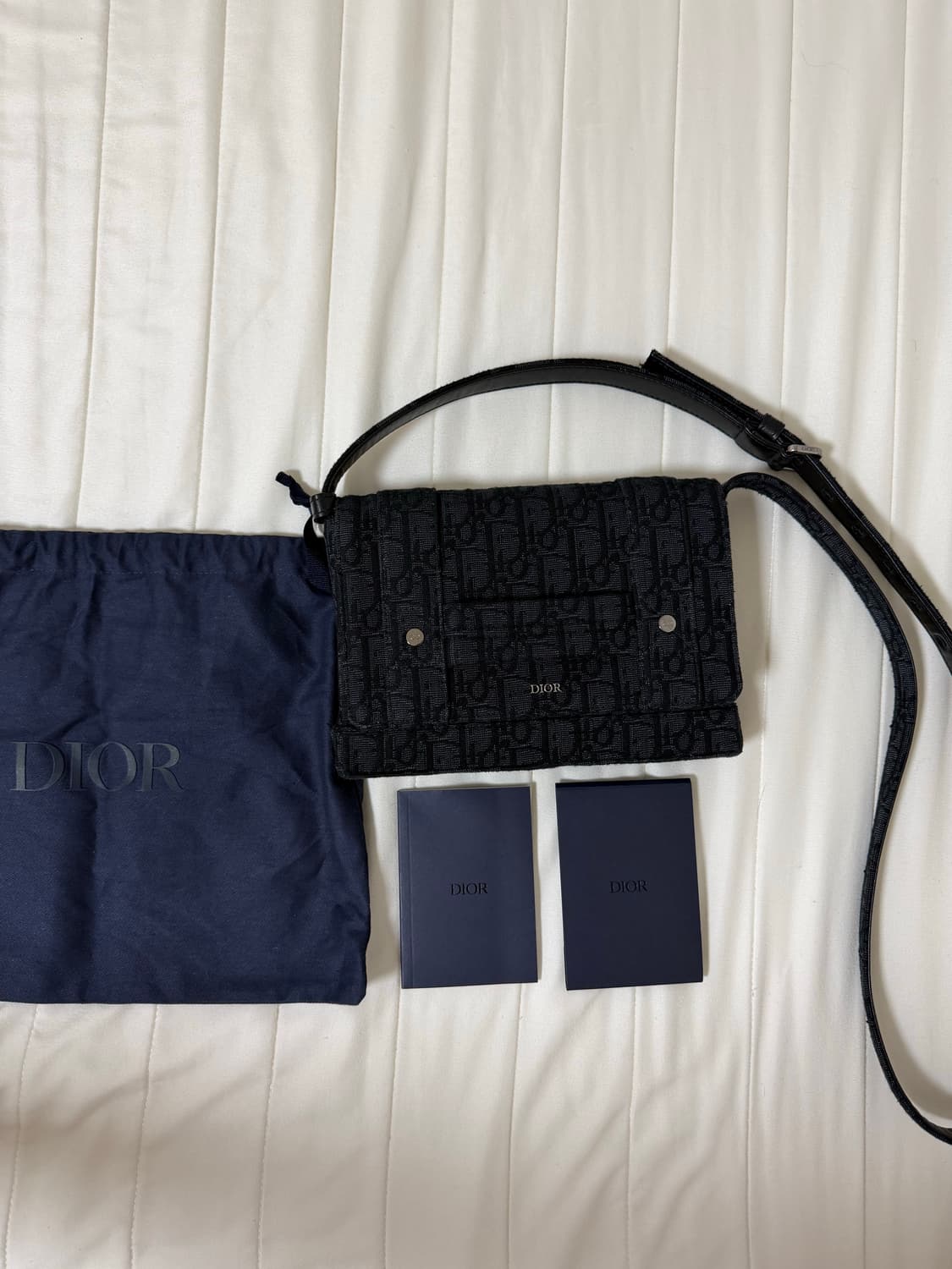 디올 가방 2021 / 풀구성(보증서카드+더스트) / 상태 최상 상품이미지5