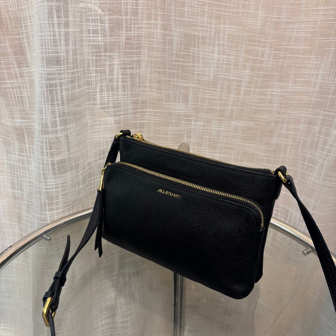 정품 질스튜어트 소가죽 크로스백     상품이미지4