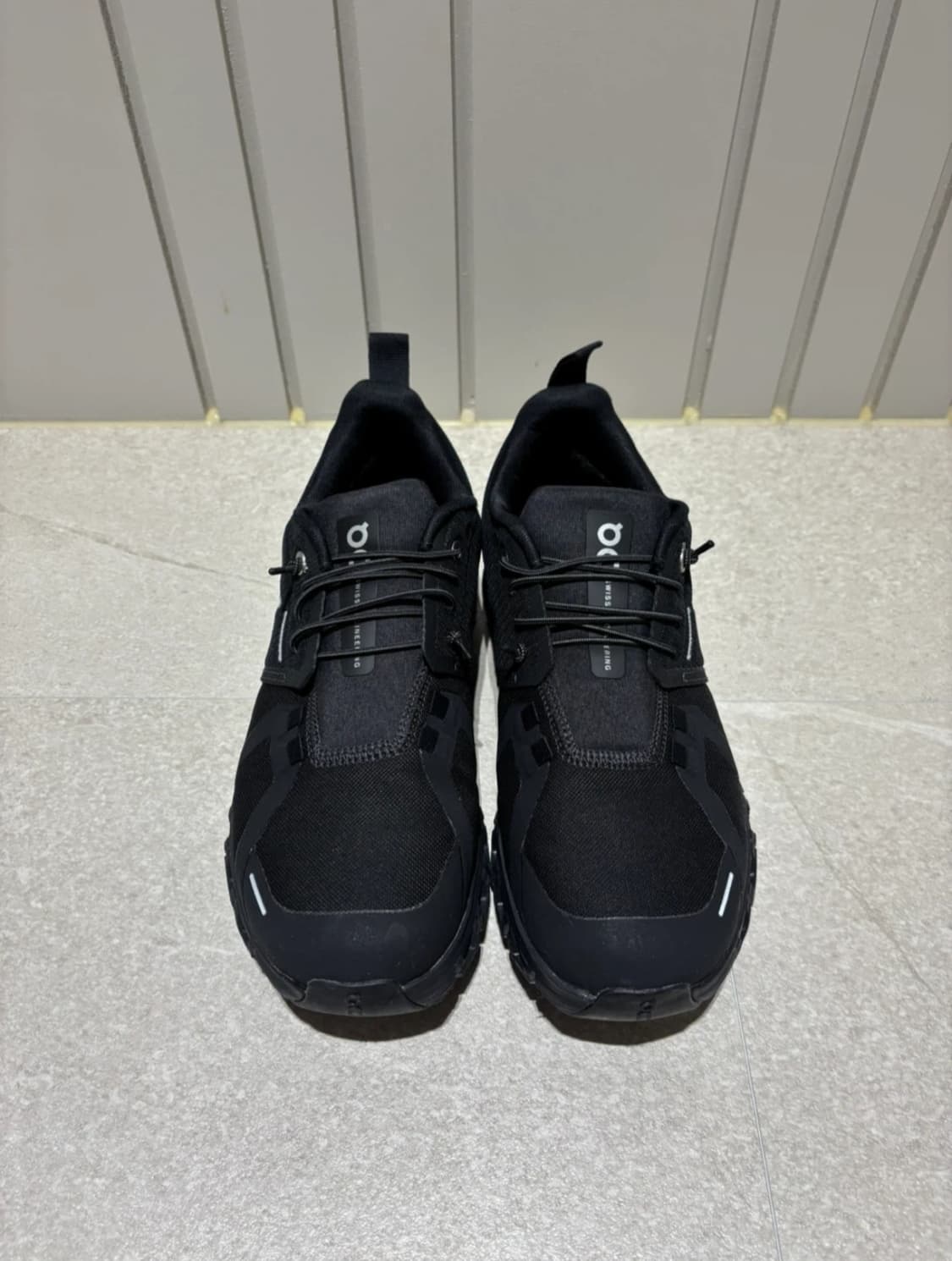 온 러닝 클라우드 6 워터프루프 런닝화 245 상품이미지5