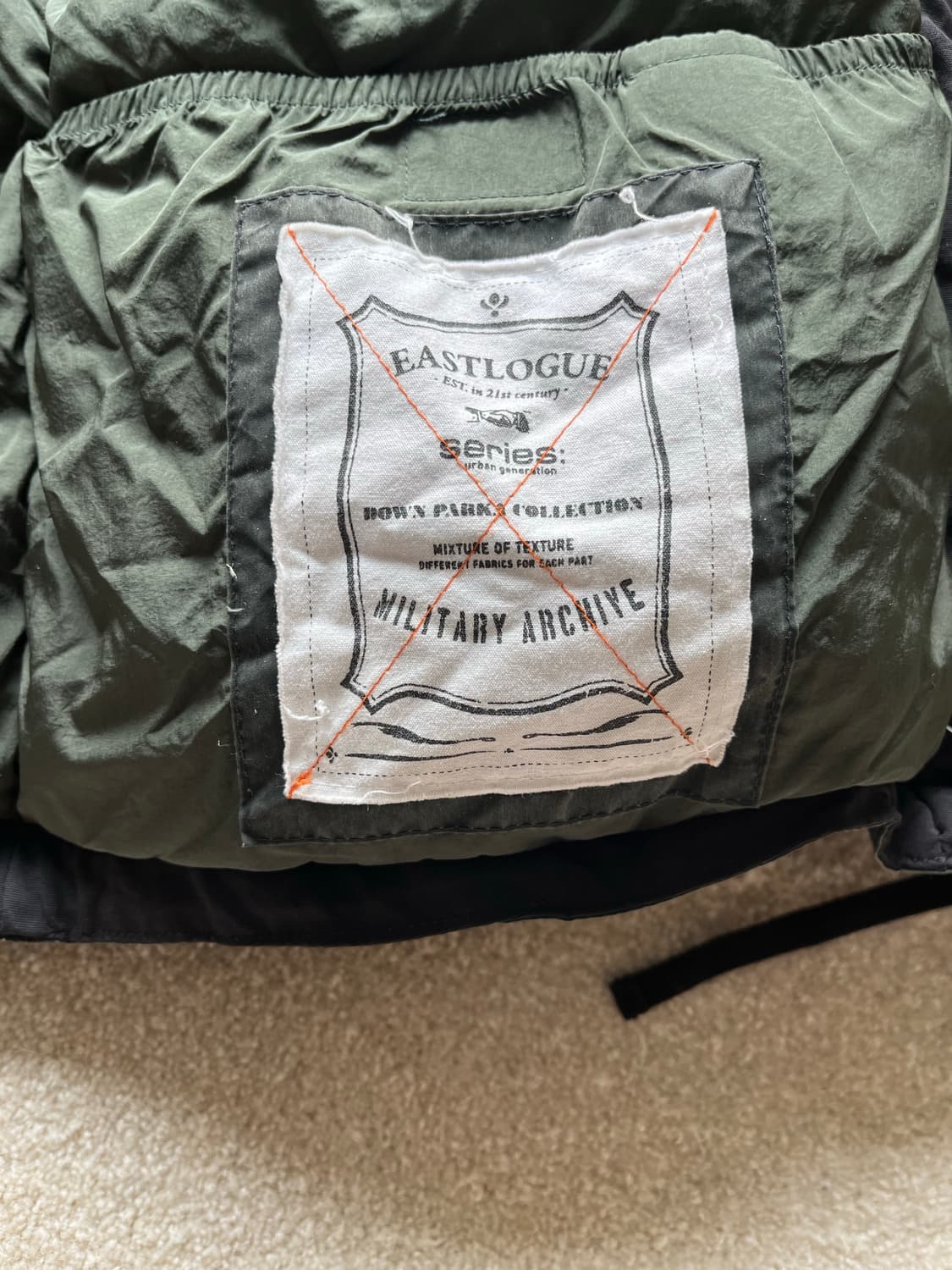 이스트로그 × 시리즈 다운 파카 (105-110) 상품이미지8