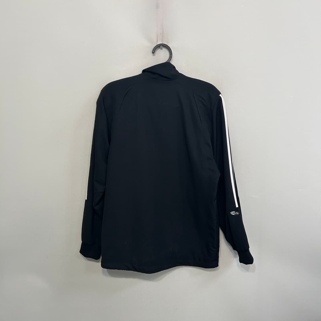 아디다스 여성 에센셜 3선 트랙탑 95 상품이미지3