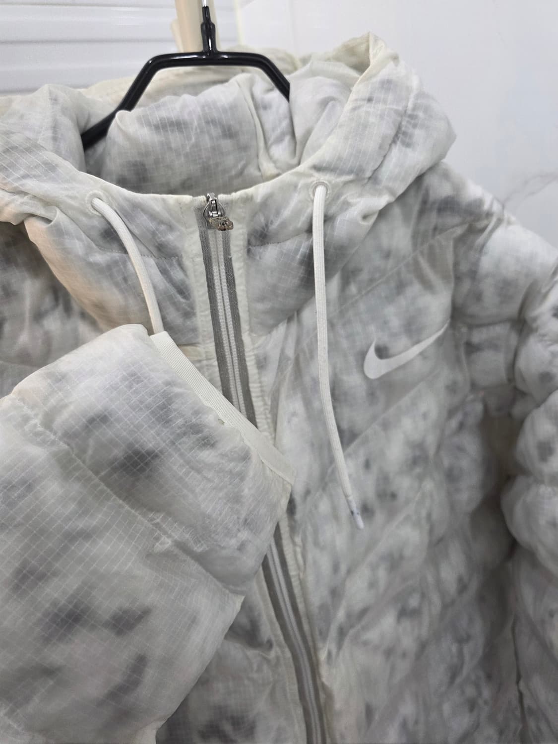 나이키 마블 에코다운 합성 필파카XL경량패딩 화이트 상품이미지4