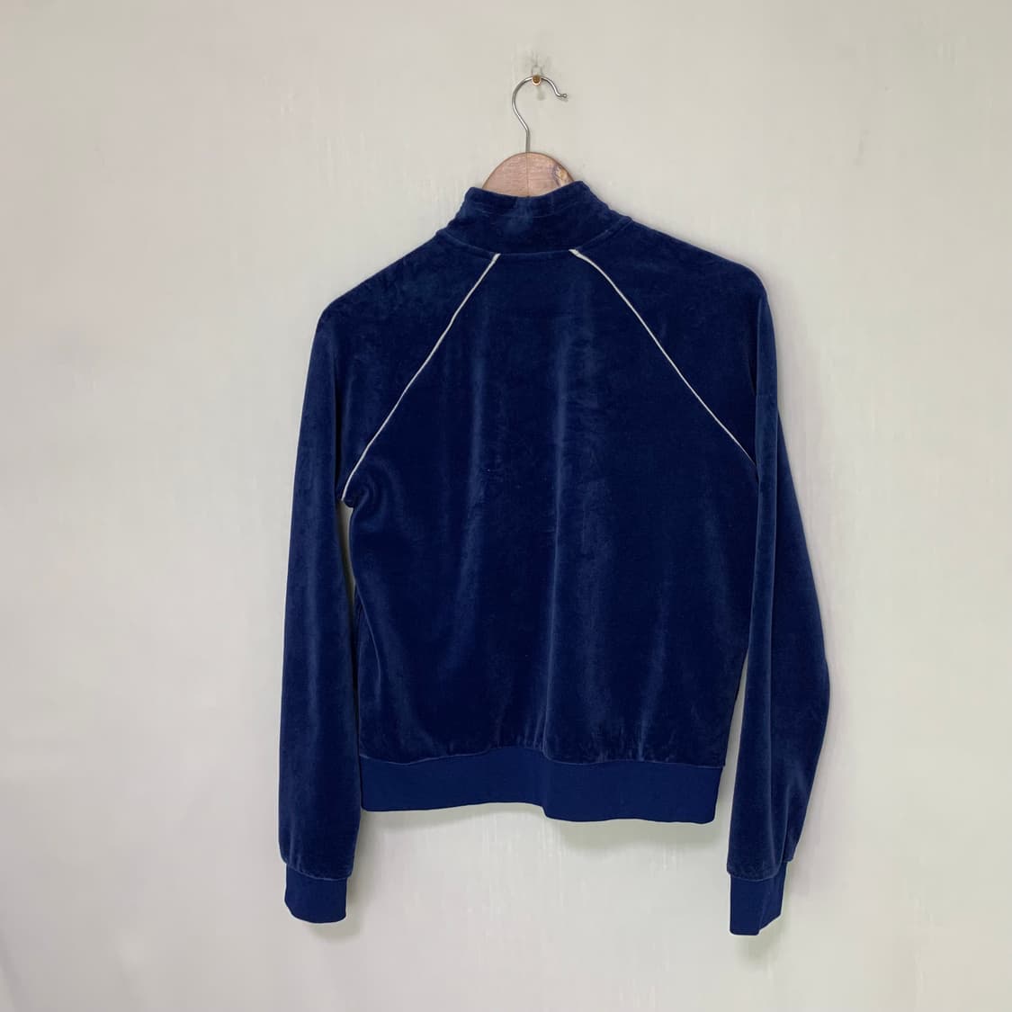 나이키 벨벳 트랙탑 져지 세미 크롭기장 네이비 여성 M 상품이미지3