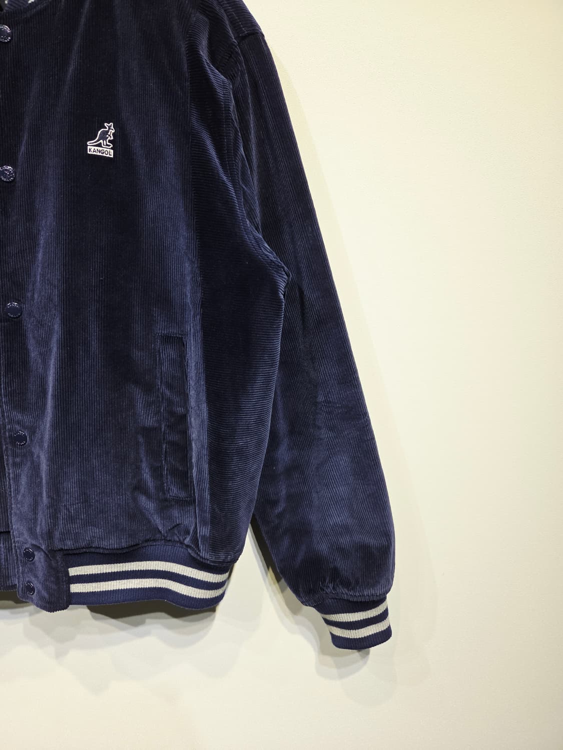 캉골 네이비 코듀로이 퀼팅 바시티 자켓 상품이미지5