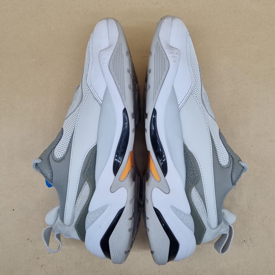 푸마 썬더스펙트라 여성운동화240 상품이미지5