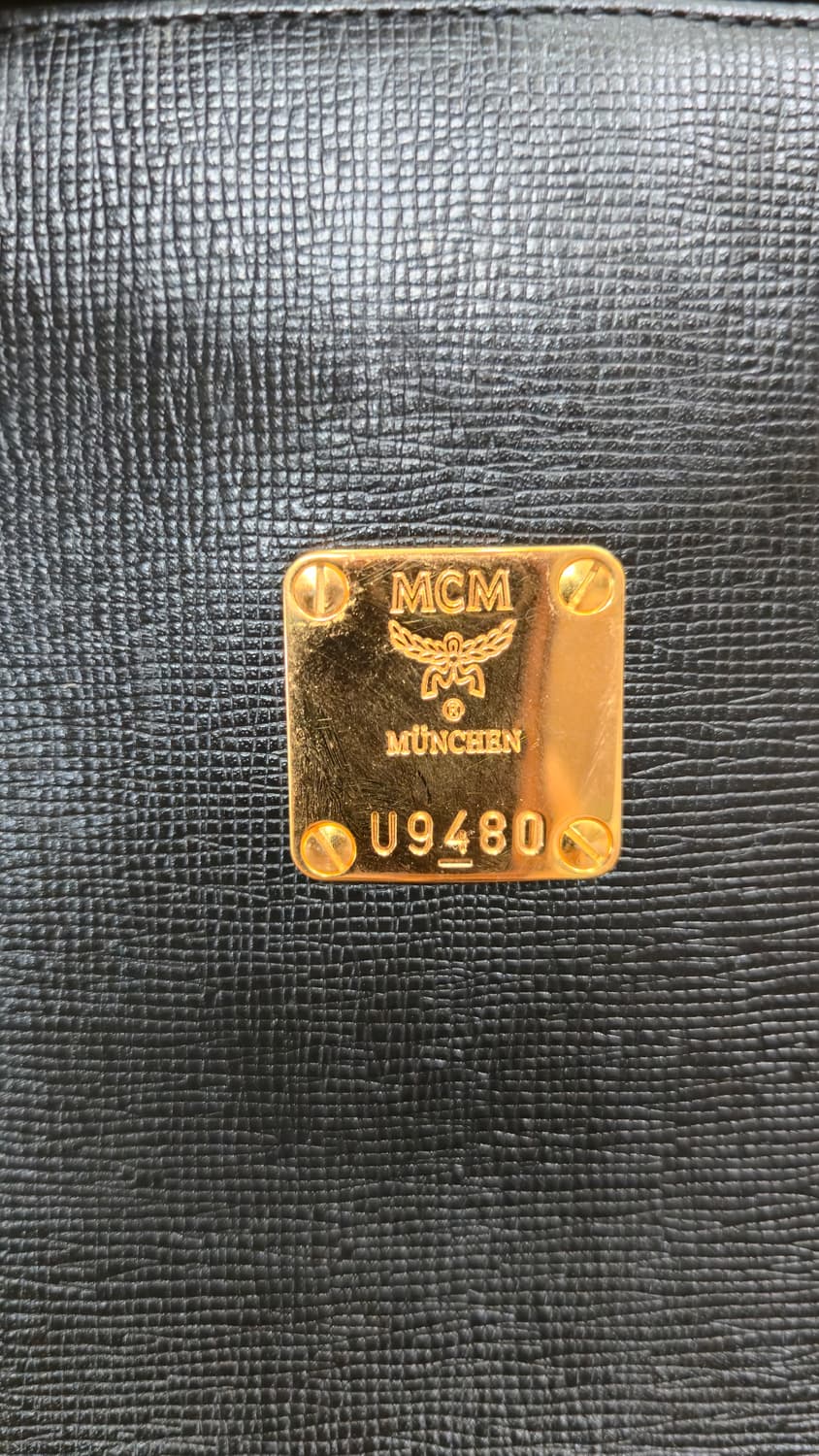 MCM 정품  블랙 사피아노 레더 토트백 상품이미지8